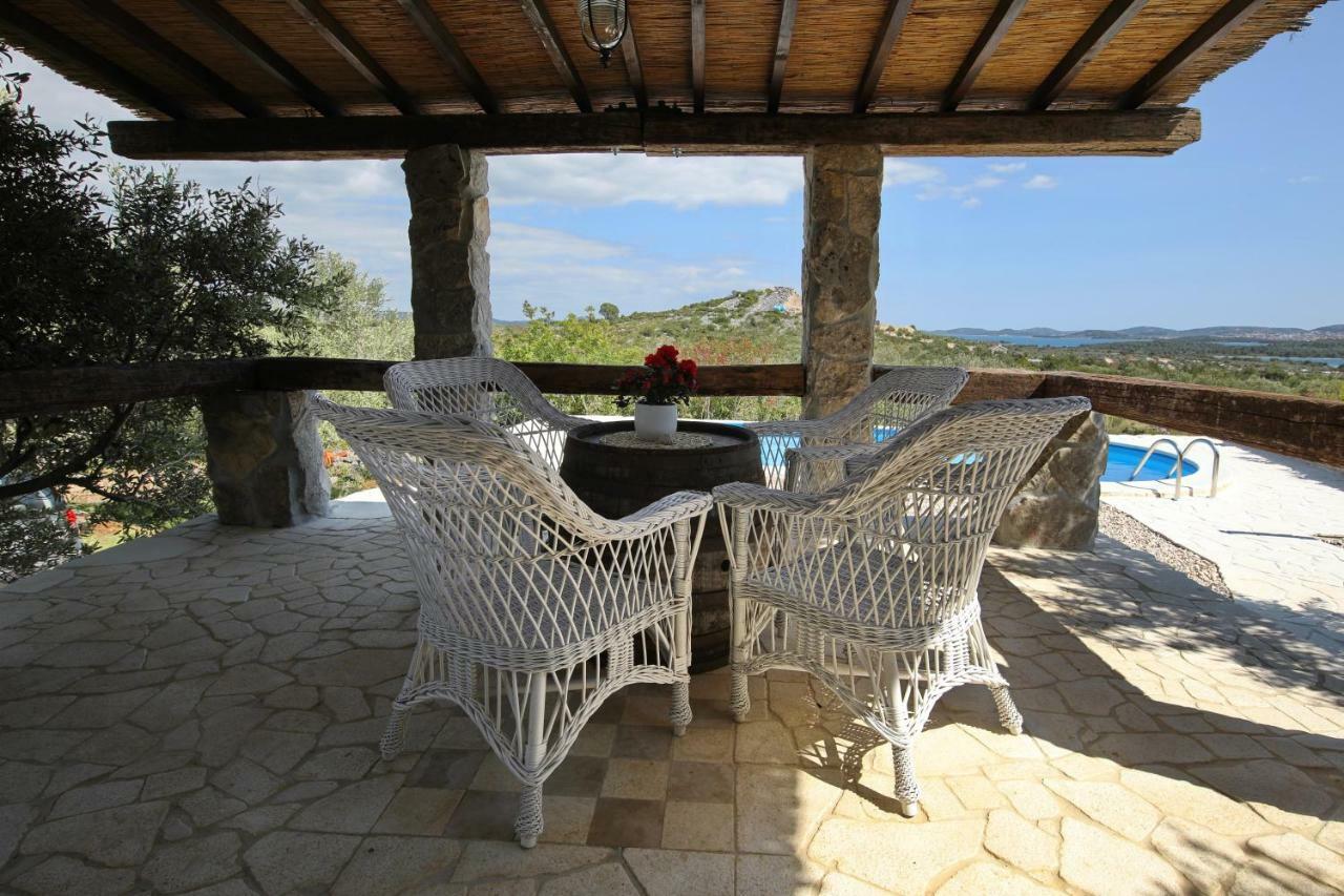 Holiday Home Petar دراغ المظهر الخارجي الصورة